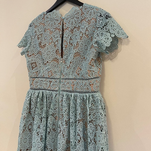 Self-Portrait Mint Floral Guipure Lace Mini Dress UK12/US8 - Picture 9 of 11
